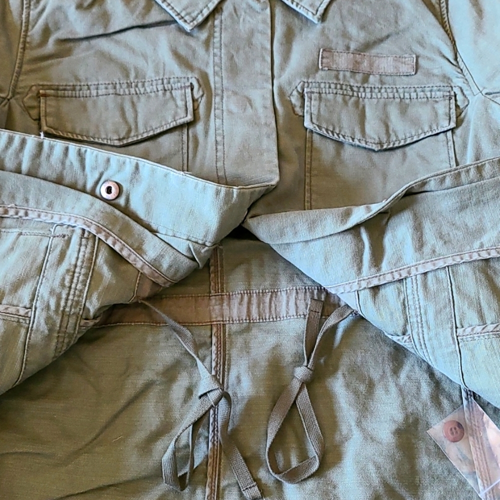 Jane Jacket - Picture 2 of 4